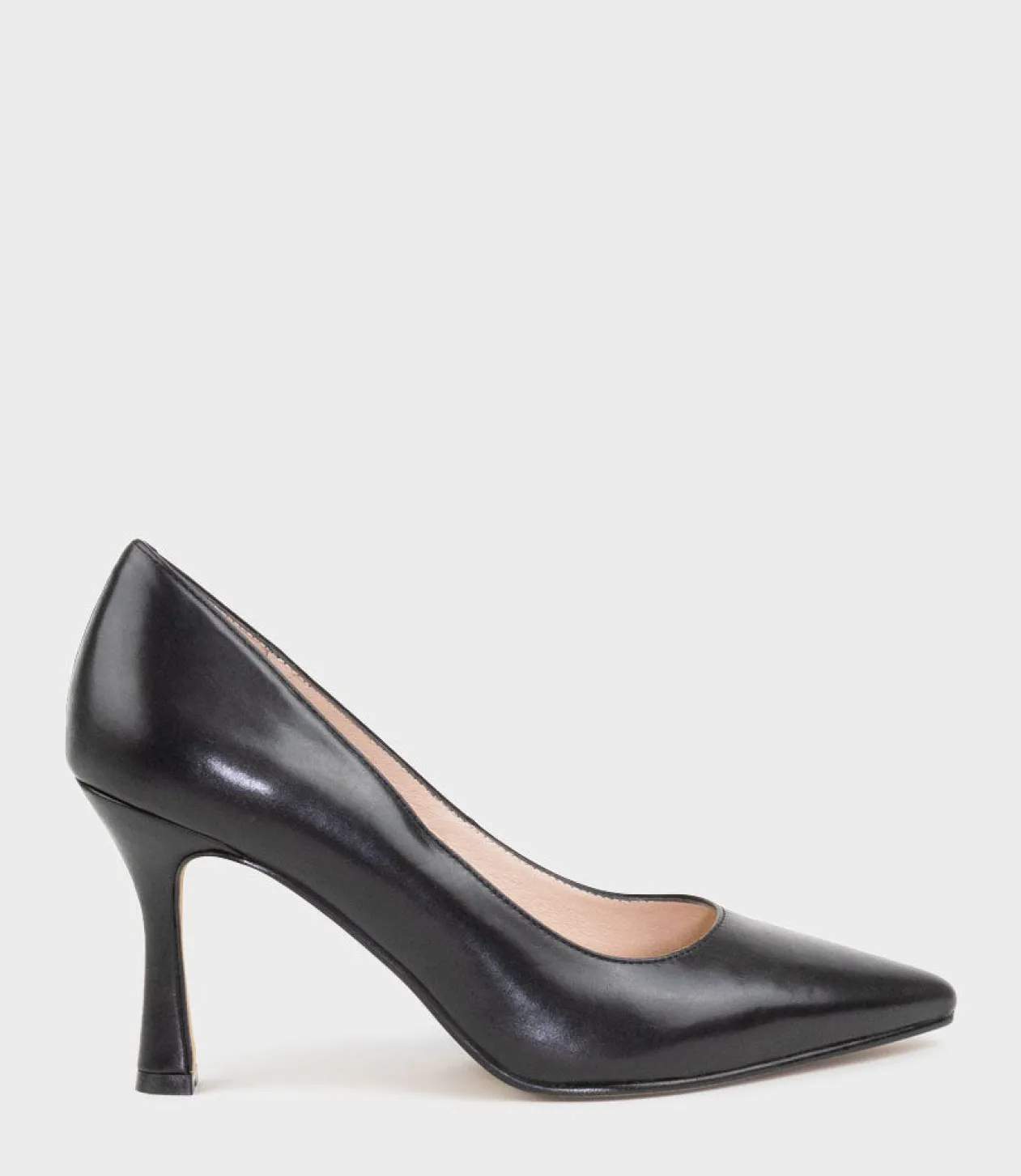 Amara85 Pump With Louis Heel In Black