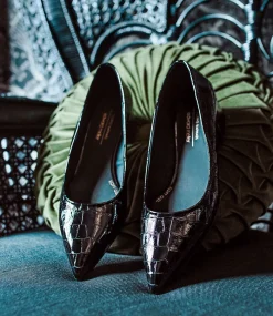 Andrea40 Pointed Block Heel Pump In Black Croc