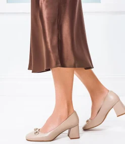 Blythe65 Square Toe Pump With Hardware In Nude