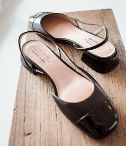 Dallis30 Cap Toe Slingback In Black