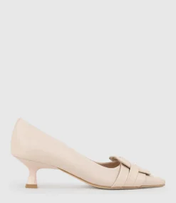 Destra60 Pointed Pump With Buckle In Nude
