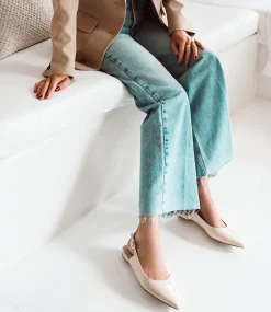 Elise Flat Closed Toe Sling In Nude Patent