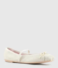 Eloise Square Toe Ballet In Offwhite