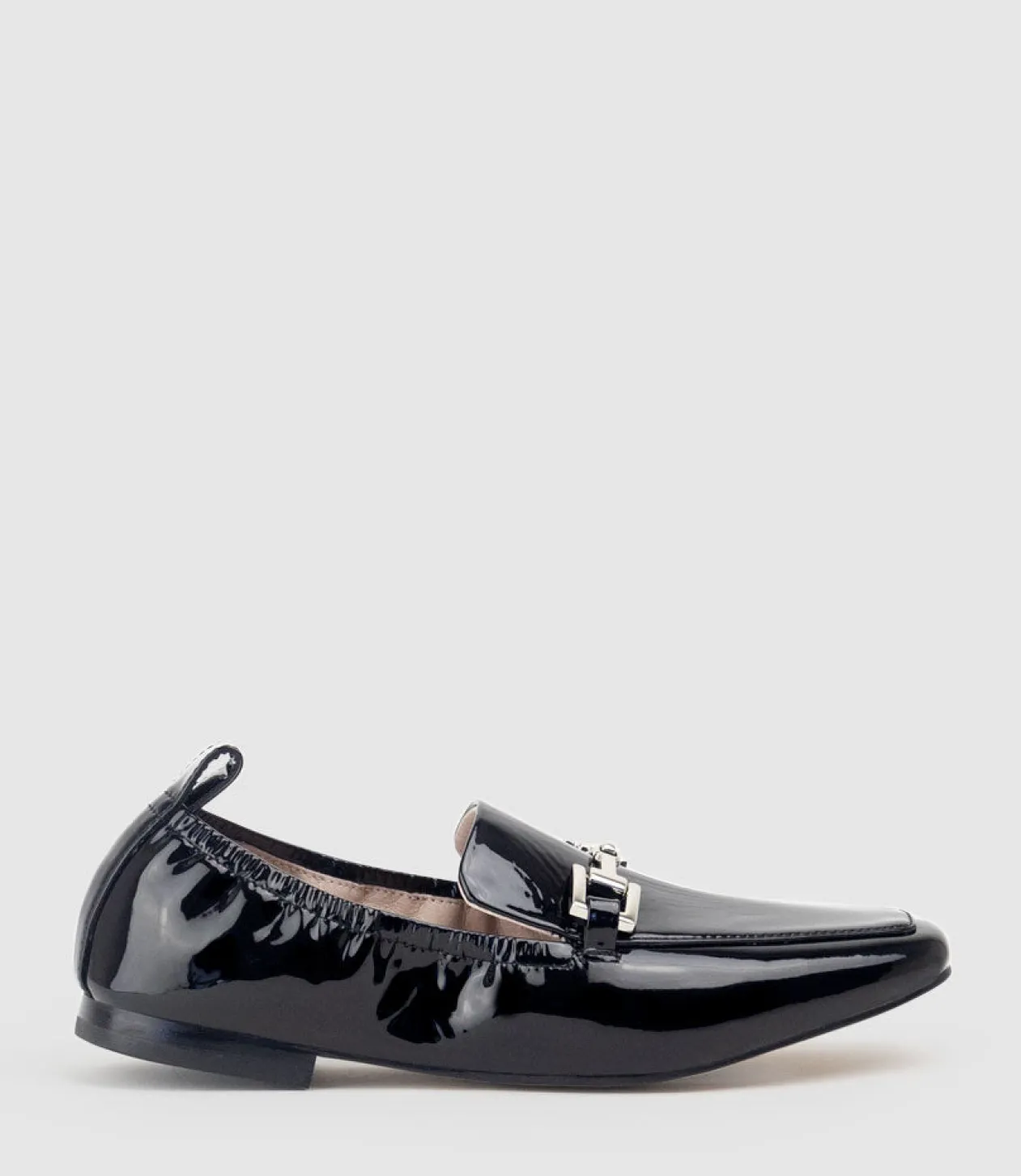 Famine Elastic Back Slipper With Hardware In Black Patent