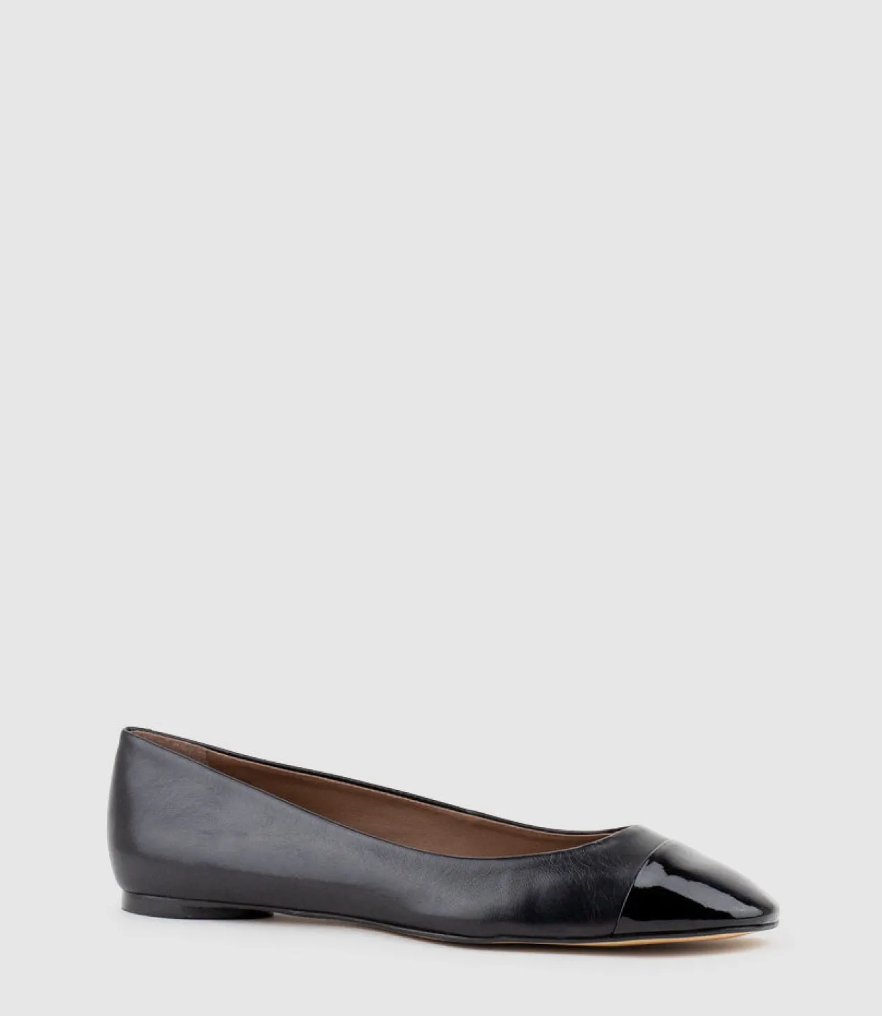 Fynn Cap Toe Ballet In Black
