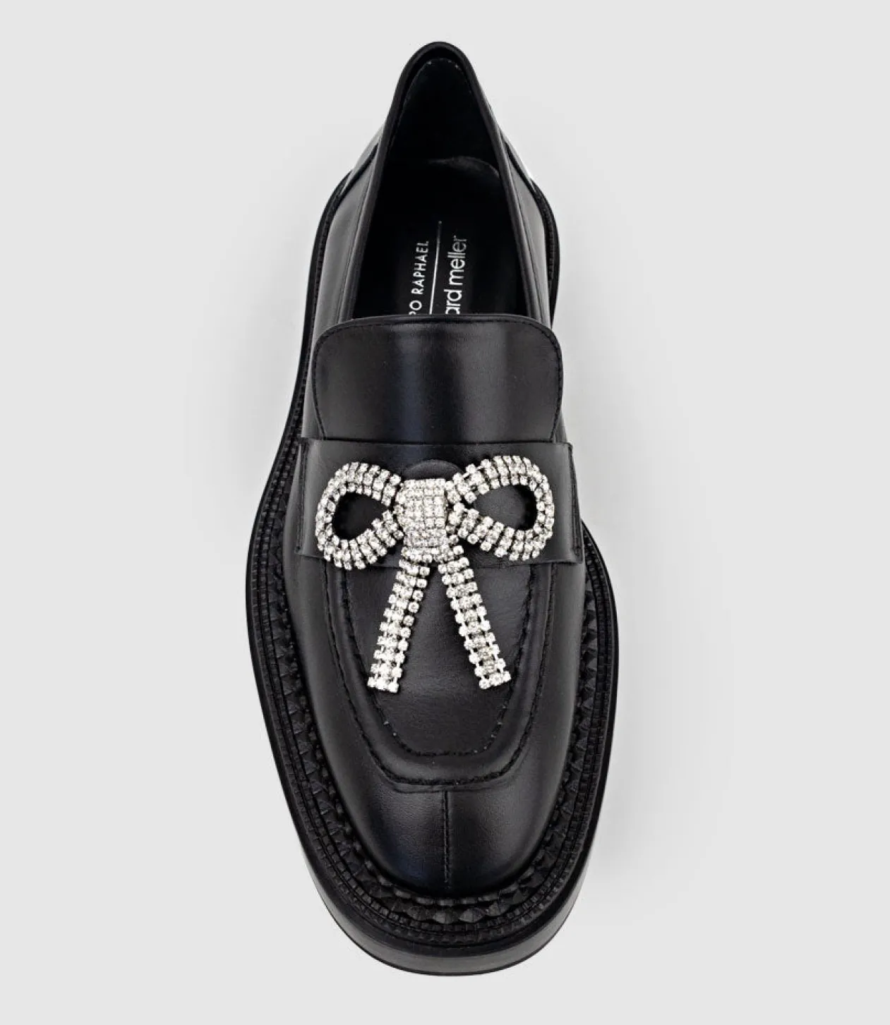 Gael Moccasin With Crystal Bow In Black