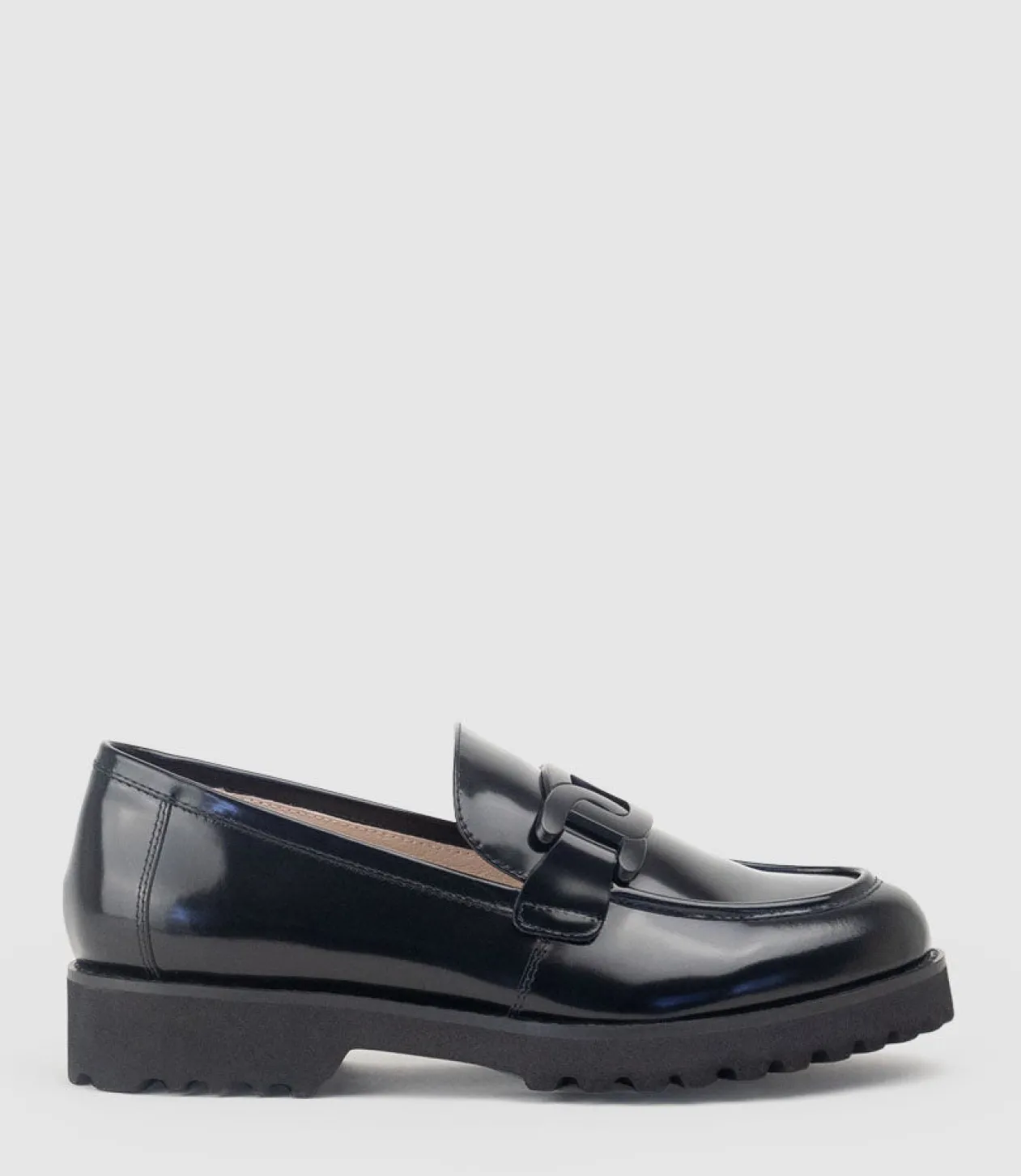 Galad Moccasin With Hardware In Black High Shine