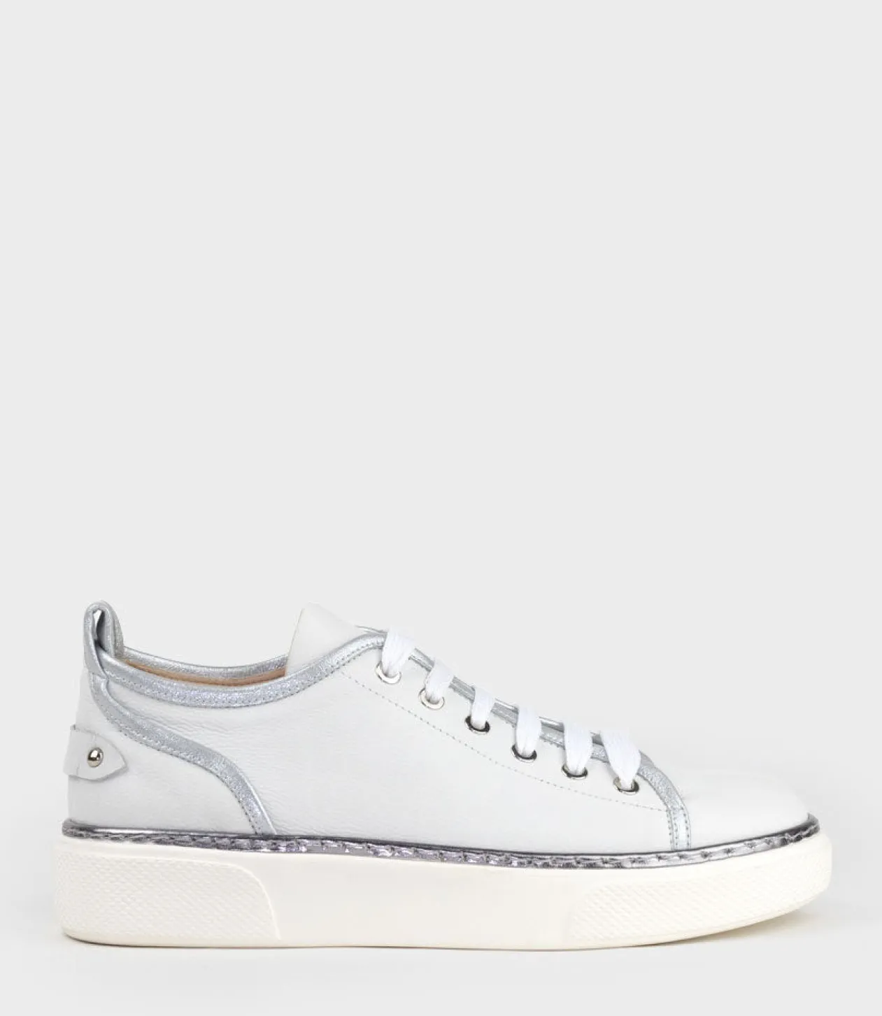 Jolene Sneaker With Piping In White