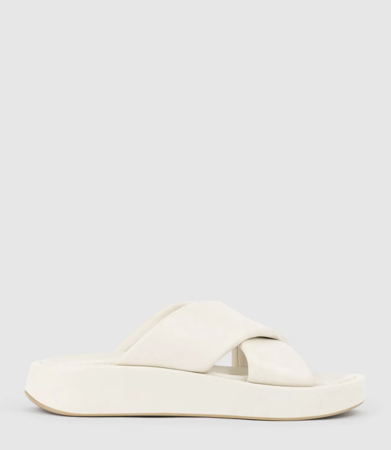 Kamir Crossover Slide On Chunky Unit In Cream