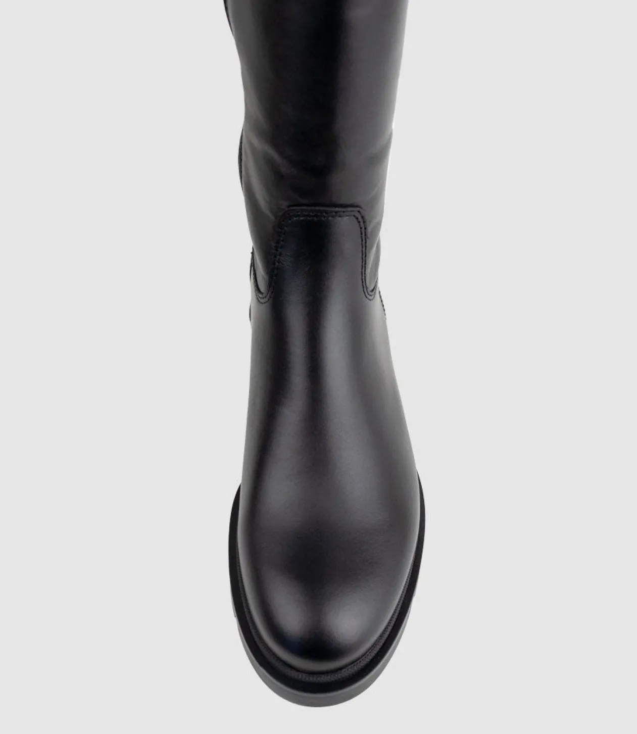 Primrose Knee Boot On Rubber Heel In Black