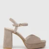 Rhiana95 V Throat Platform Sandal In Nude Suede