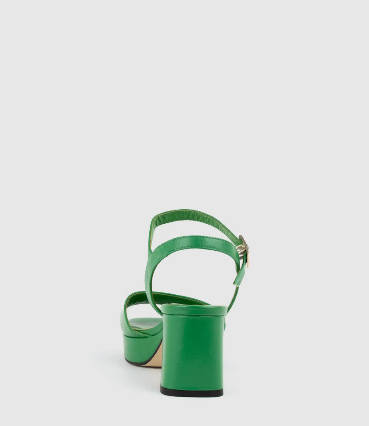 Roe65 Platform Sandal In Green