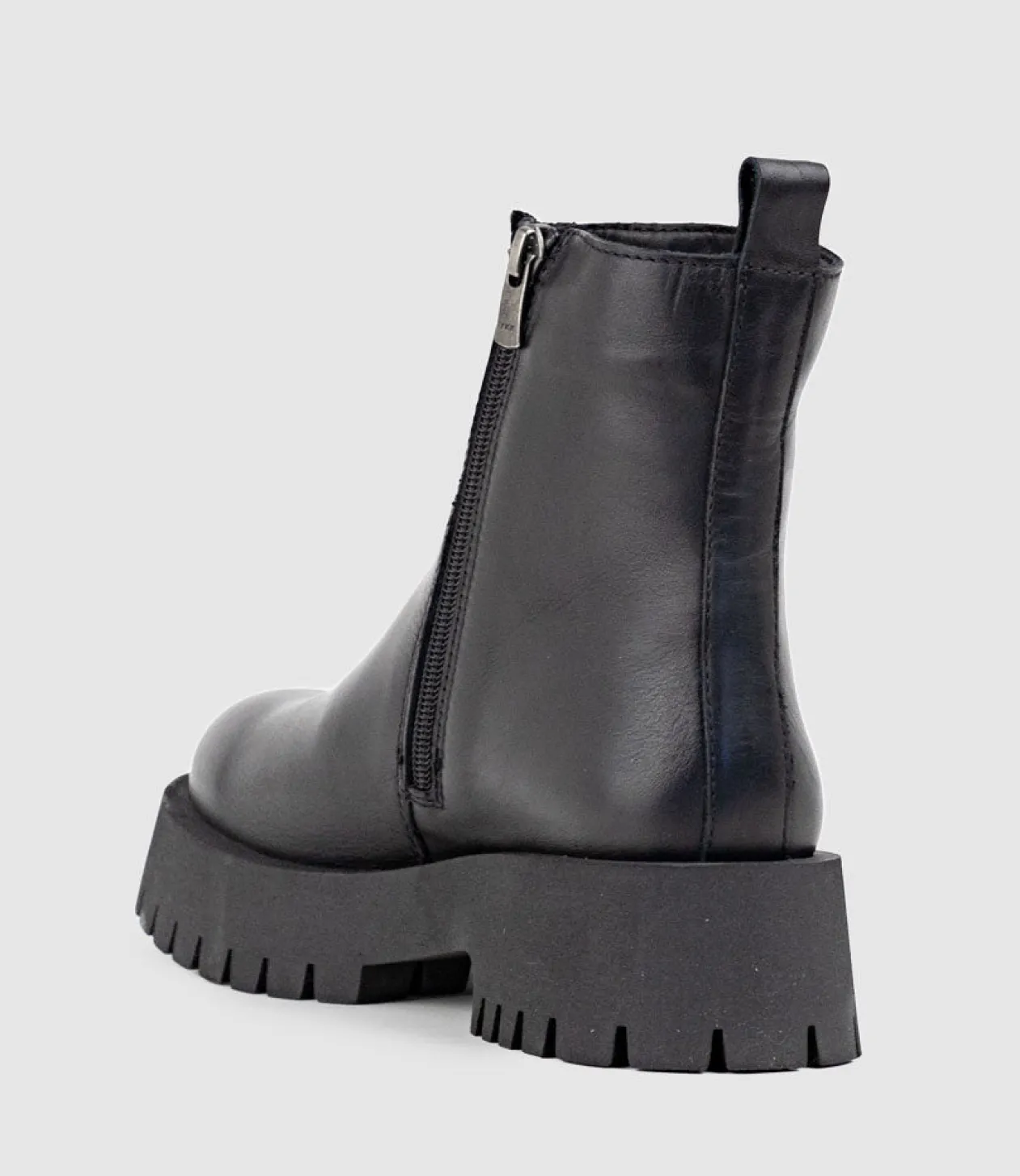 Ulani Ankle Boot On Thick Sole In Black