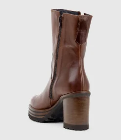 Ulara85 Lug Sole Ankle Boot In Tan