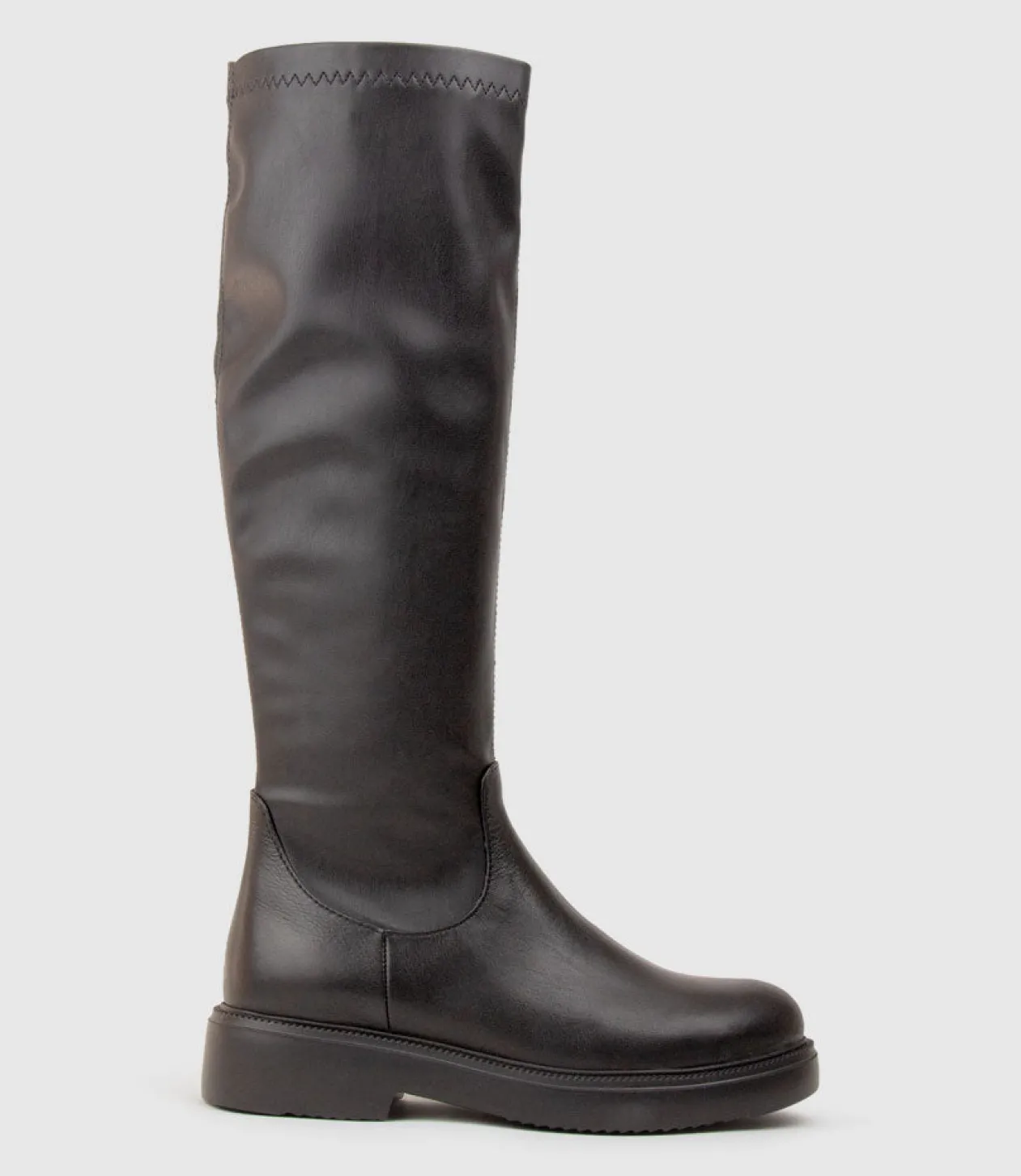 Vanya Knee High Boot On Rubber Sole In Black