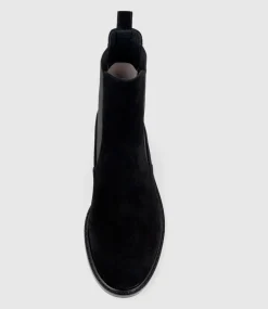 Walker30 Chukka Boot In Black Suede