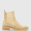 Walker30 Chukka Boot In Camel Suede