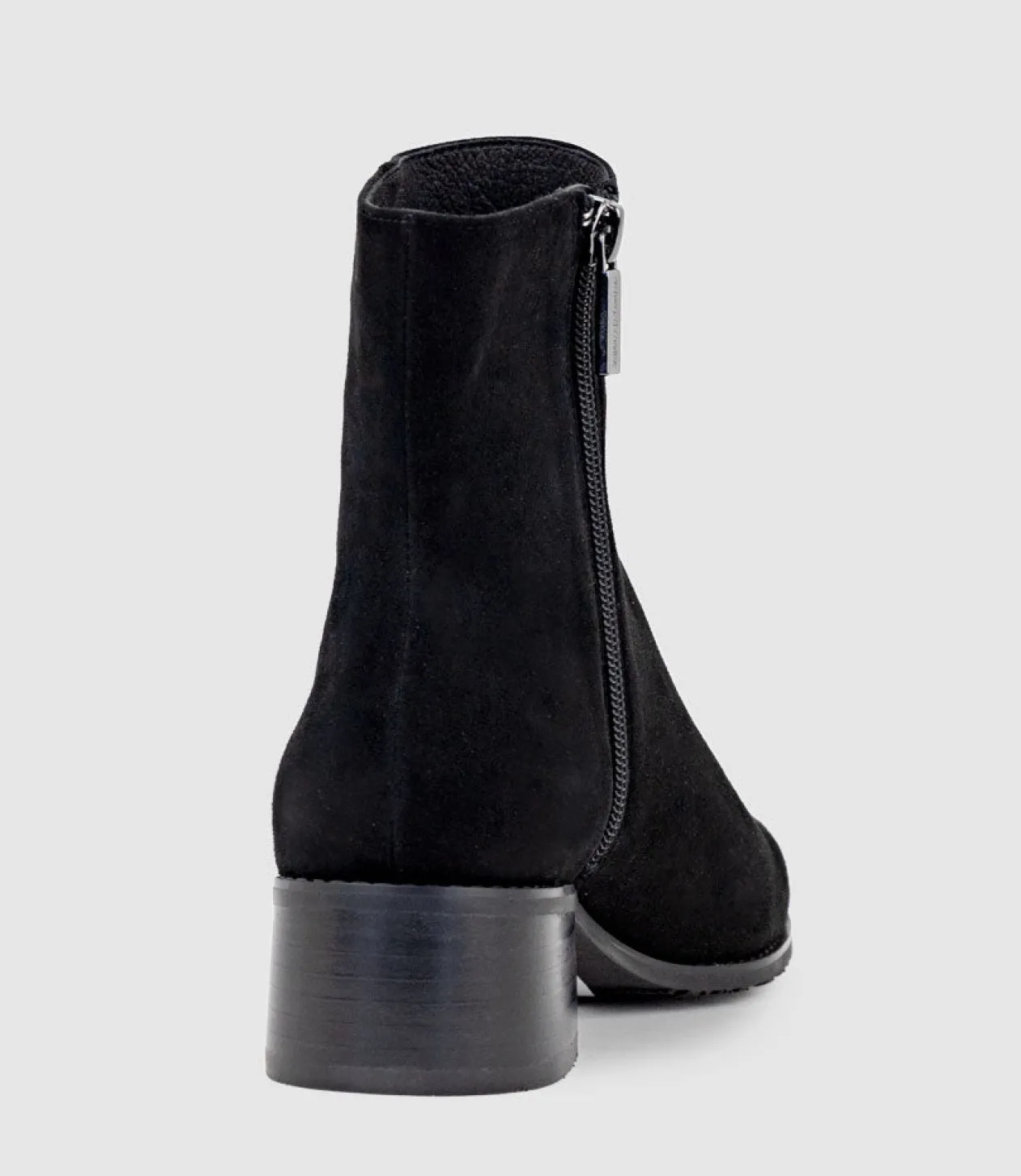 Weston40 Ankle Boot With Zip In Black Suede