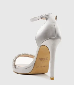 Wistful110 Diamond Band Platform Sandal In Silver Satin