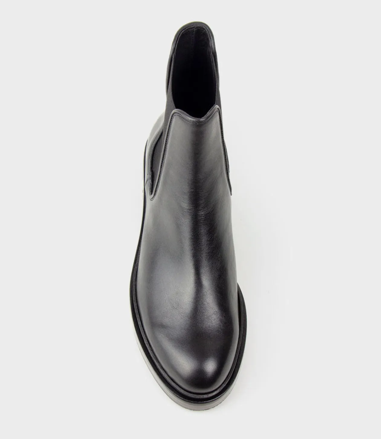 Wyn Chelsea Boot On Exaggerated Sole In Black