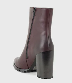 Xendia Block Heel Pointed Ankle Boot In Bordeaux